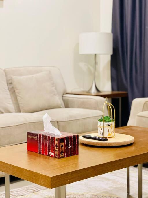 Noor 2 Bedroom Apartment For Beautiful Holiday Muscat Exterior photo